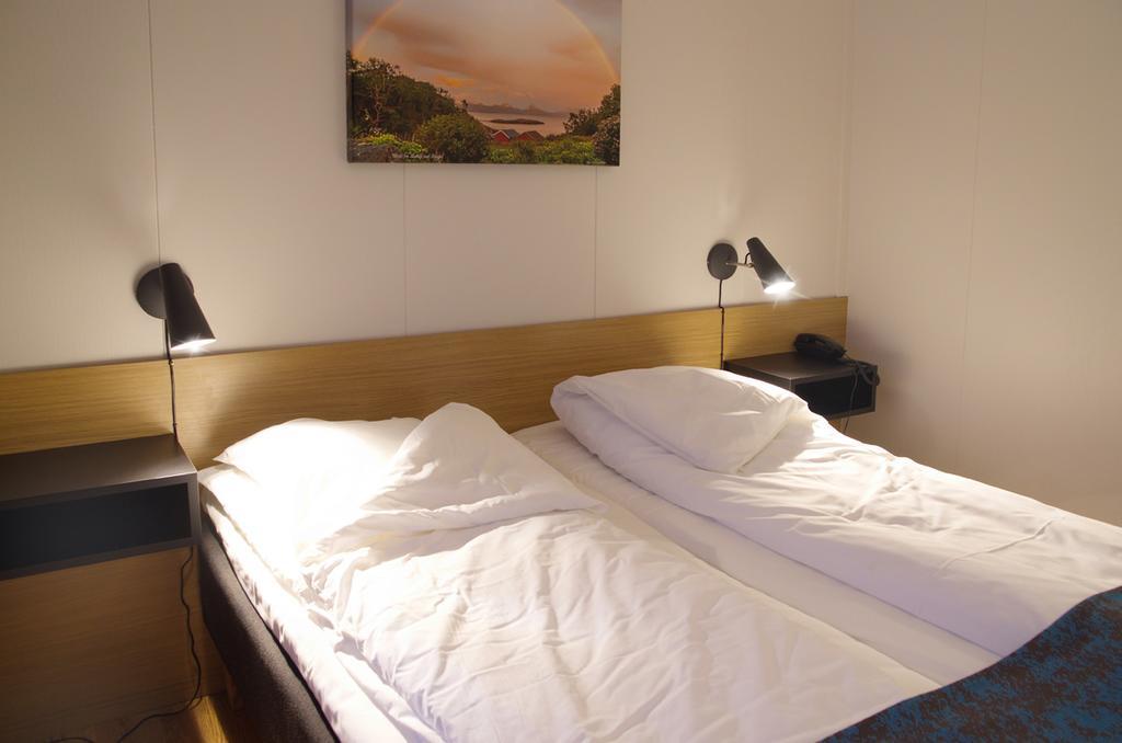 Hamaroy Hotel Innhavet Buitenkant foto
